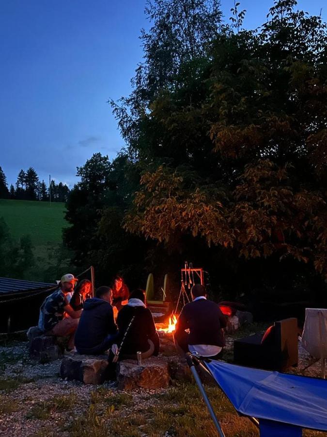 Miramont Horse Trekking Hostel Saicourt Exteriör bild